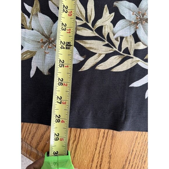 St John’s Bay Short Sleeve Button Up Silk Hawaiian Shirt Mens Medium - Picture 5 of 7